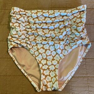 Flower Patch High-Rise Maternity Bottoms